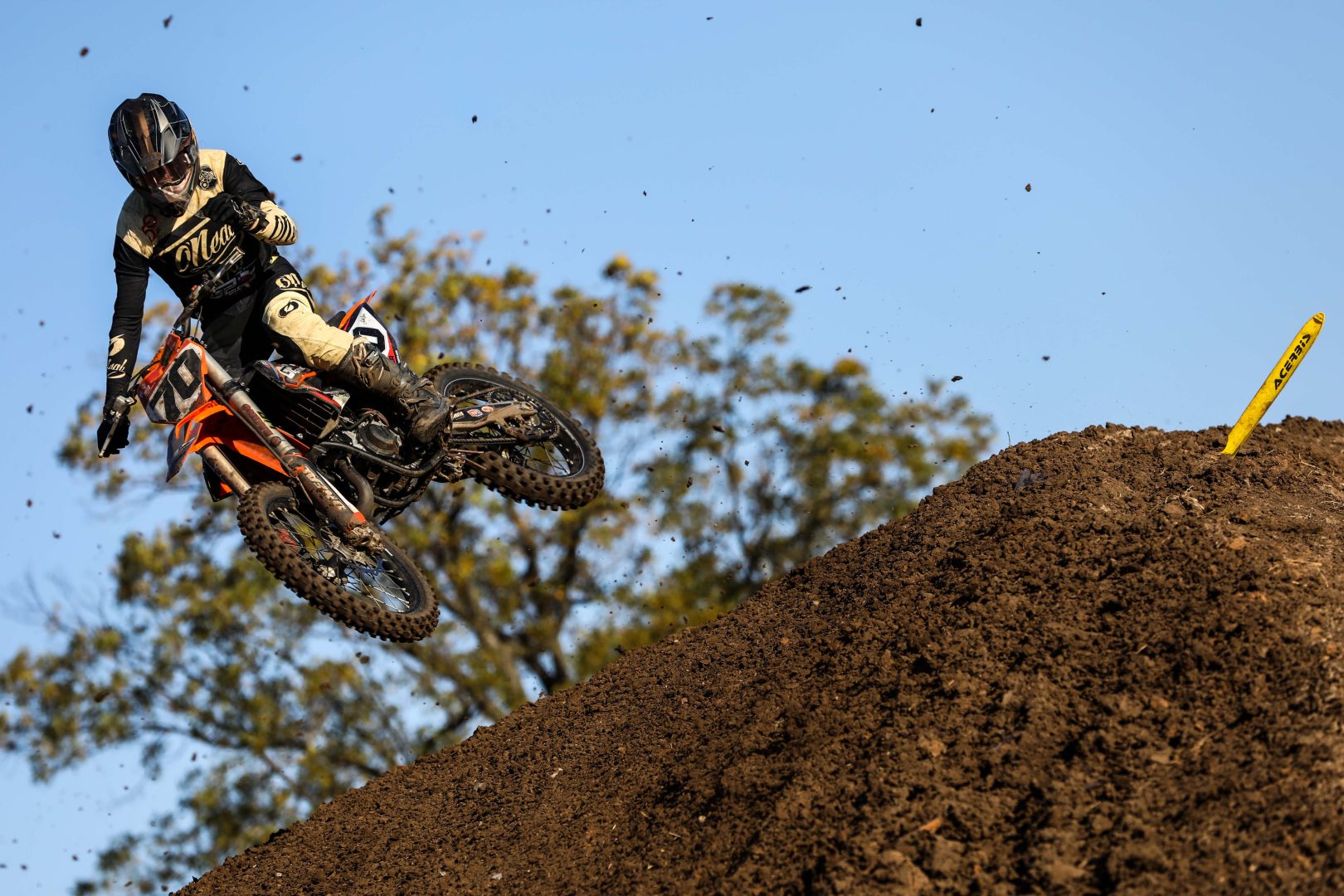 BROCK_WALKER_MPG_WEB-1
